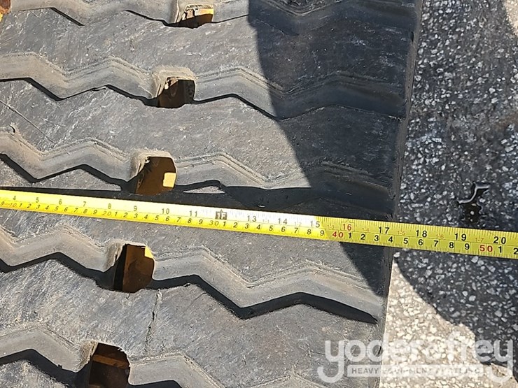 2022-caterpillar-279d3-image-17