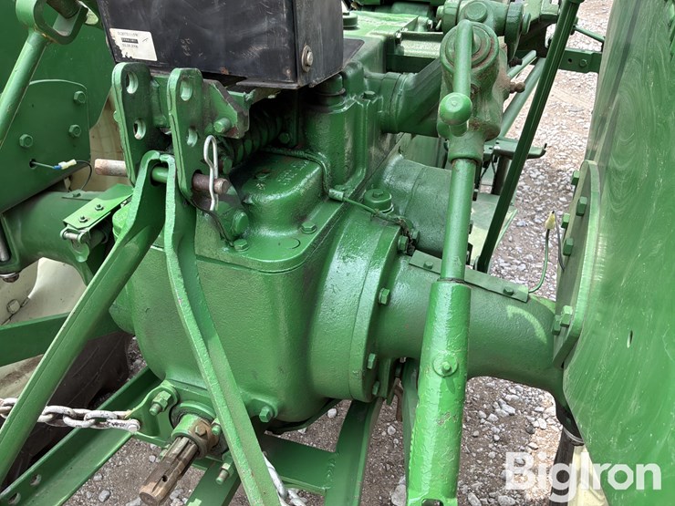 1960-oliver-550-image-18
