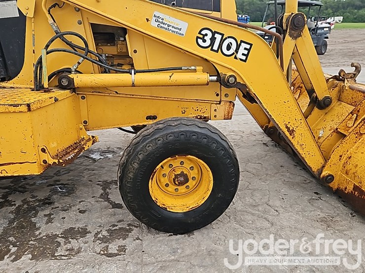 deere-310e-image-9