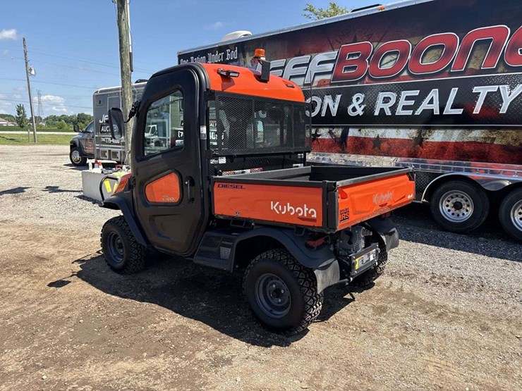 2024-kubota-rtv-x1100c-image-3