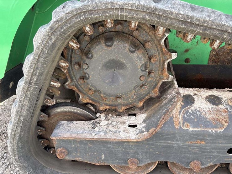 2020-bobcat-t550-image-10