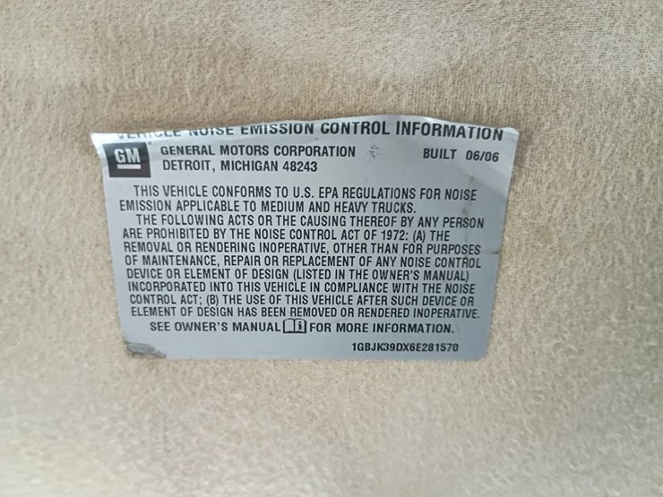2006-chevrolet-silverado-3500-image-56