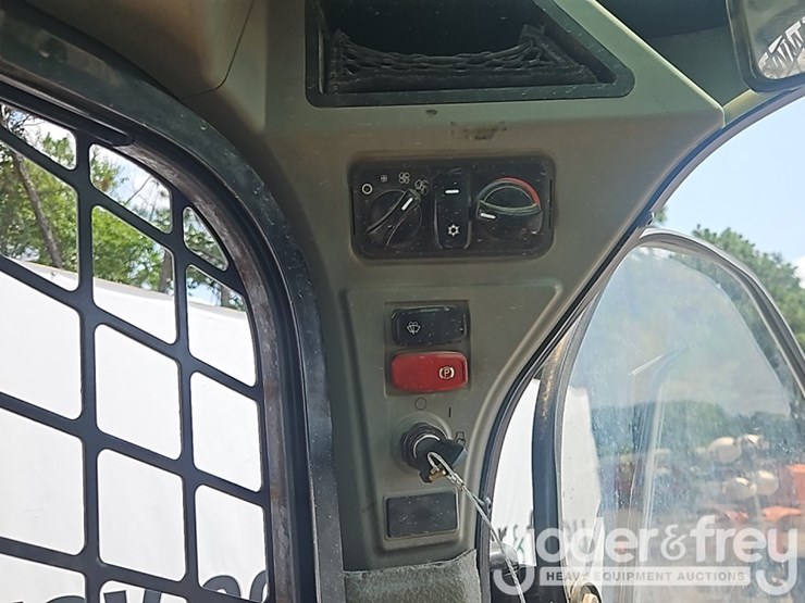2019-caterpillar-289d3-image-30