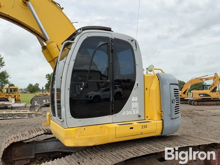 2004-kobelco-sk235sr-lc-1e-image-9