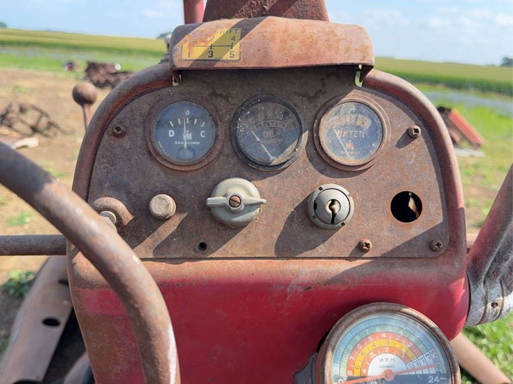 farmall-400-diesel-image-40