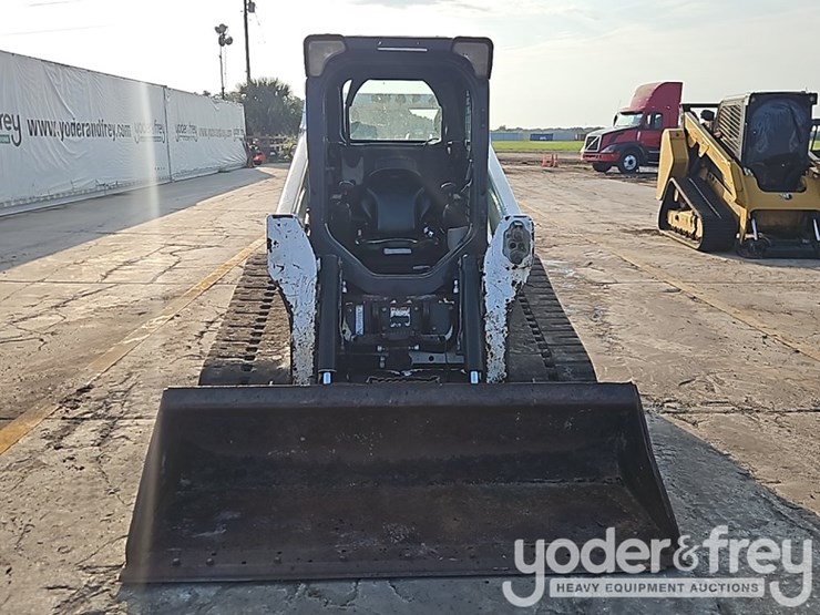 2015-bobcat-t750-image-14