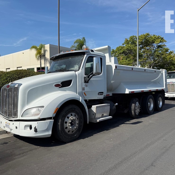 2020 PETERBILT 579