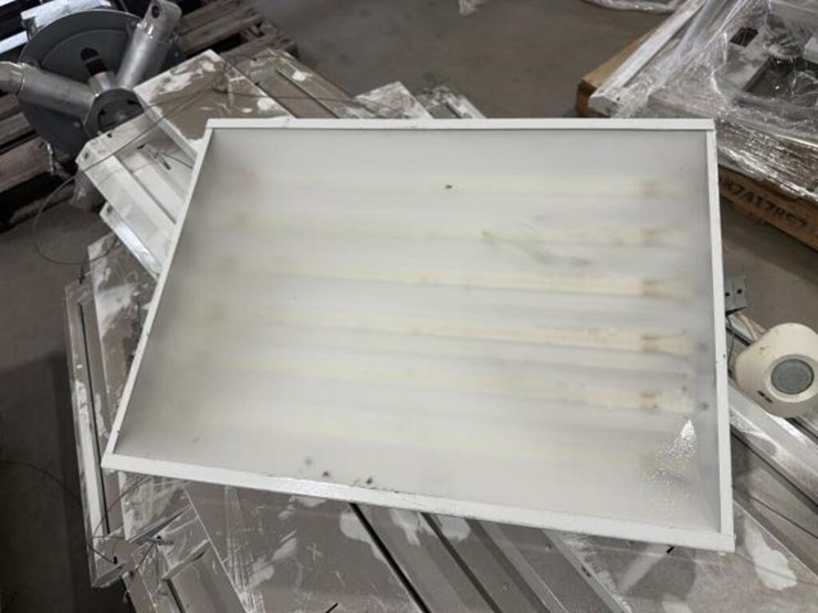 skid-of-multi-run-led-lights-image-4