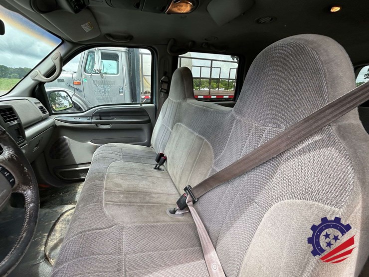 2000-ford-excursion-image-36