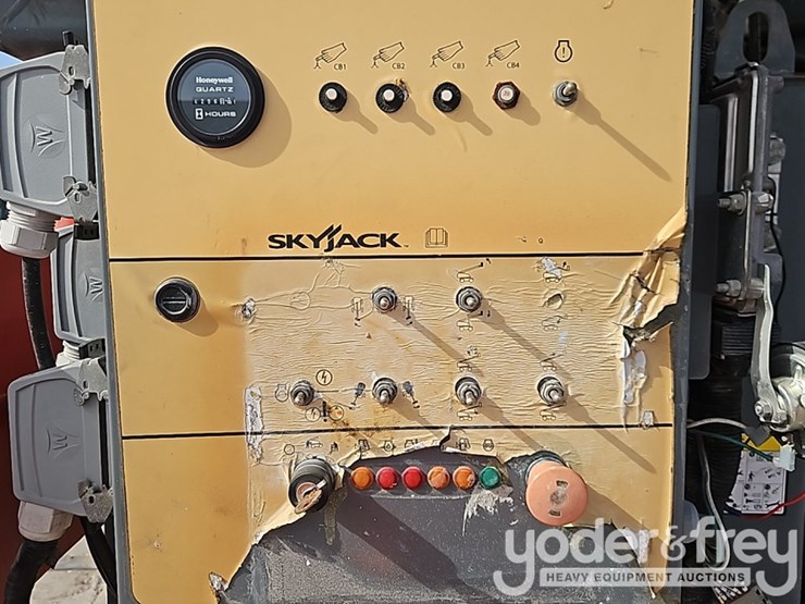2016-skyjack-sj61t-image-23