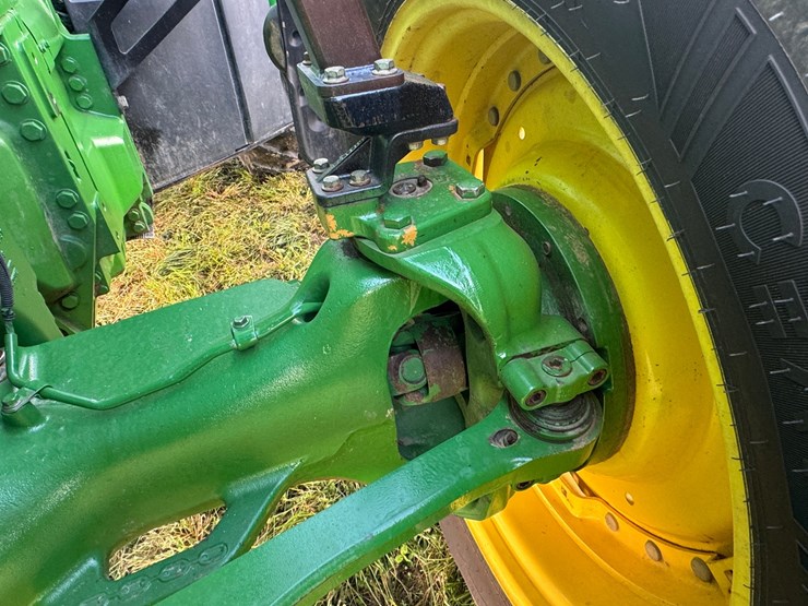 john-deere-8285r-image-35