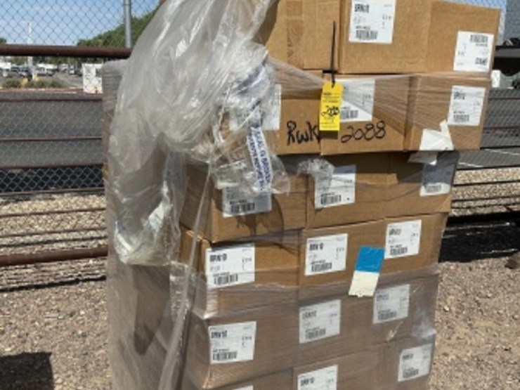 pallet-of-hart-cooley-vent-adapters-image-2