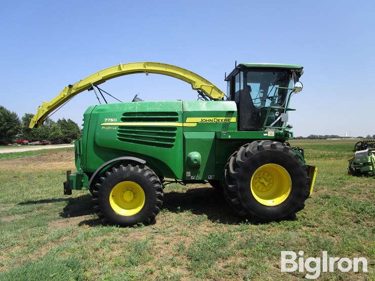 2011-john-deere-7750-image-8