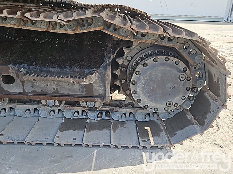 2019-caterpillar-323-image-25