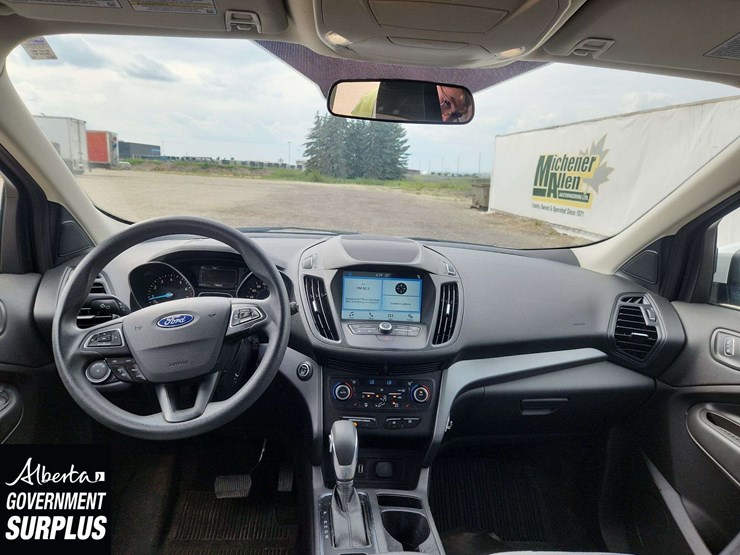 2019-ford-escape-se-image-35