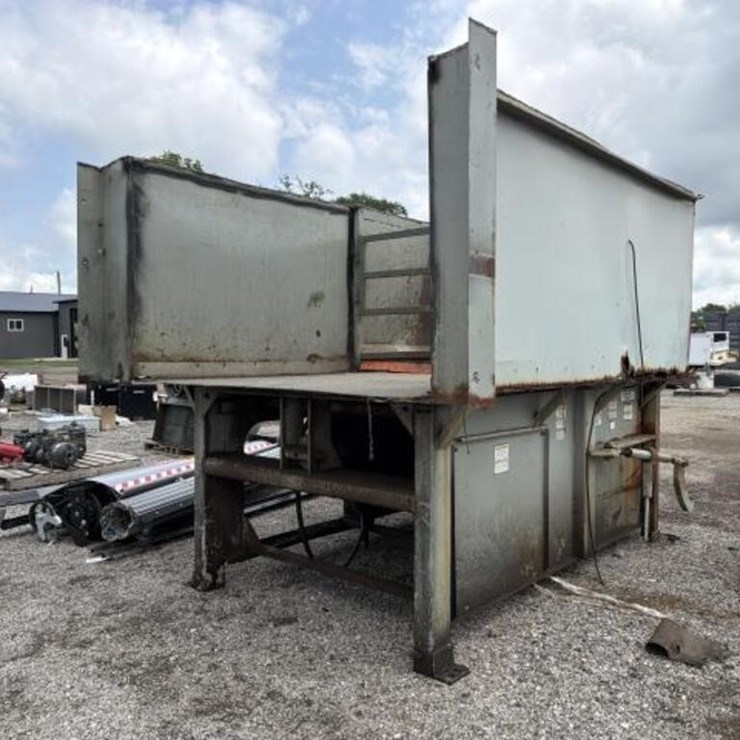 Trash Compactor