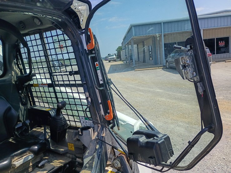 2023-bobcat-t650-image-27