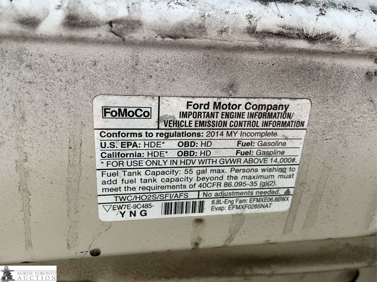2014-ford-cargo-image-16