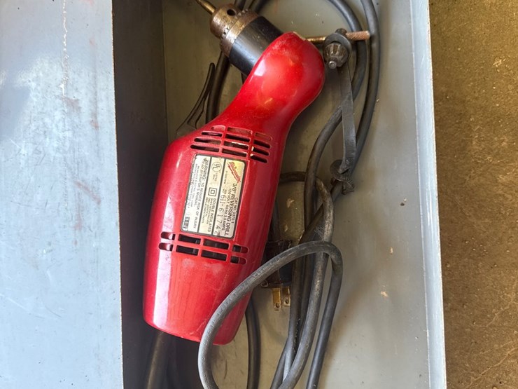 #295-•-milwaukee-3/8-inch-reversing-drill-image-1