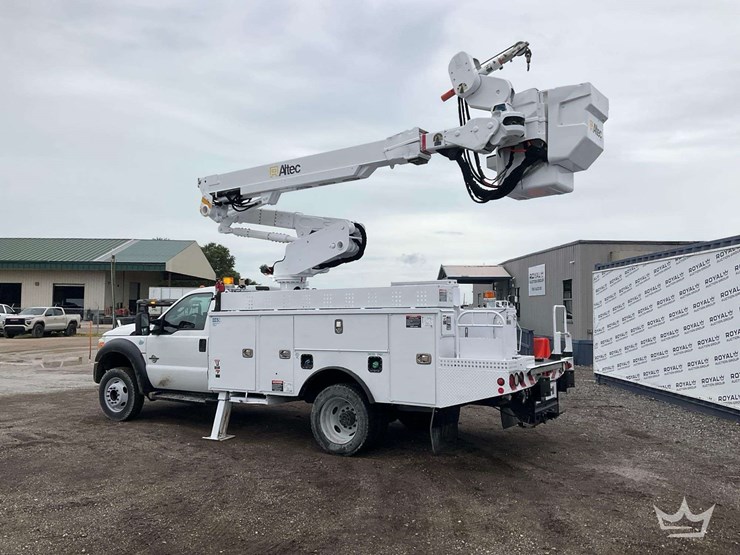2015-ford-f550-image-4