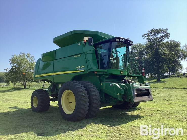 2010-john-deere-9770-sts-image-3