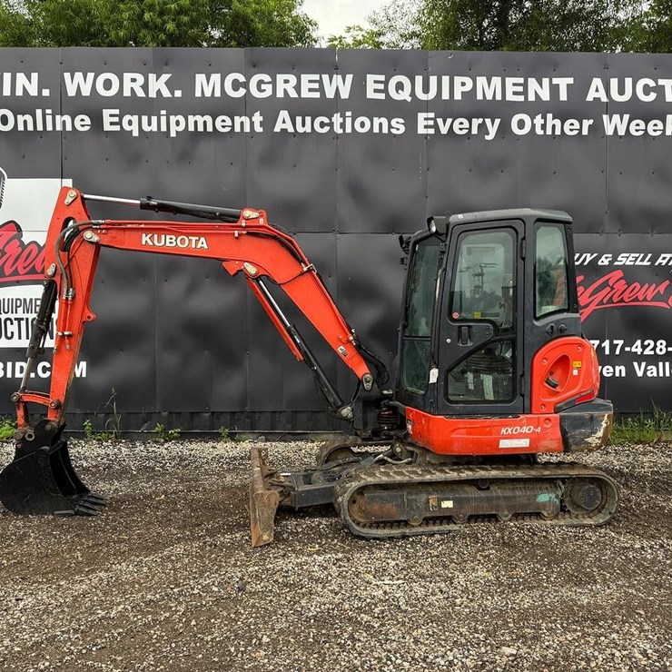 2020 KUBOTA KX040-4