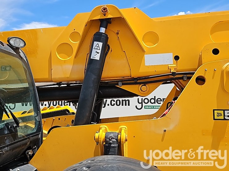 2016-jcb-510-56-image-20