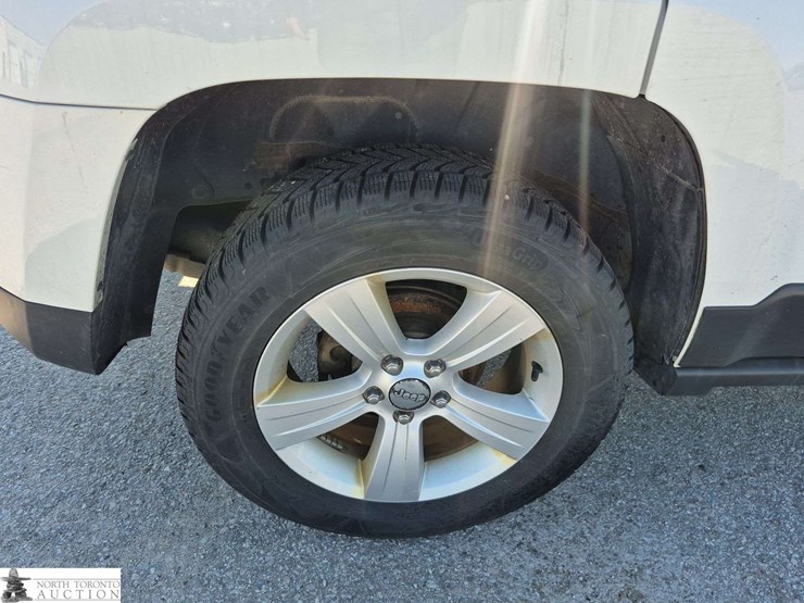 2015-jeep-patriot-image-21