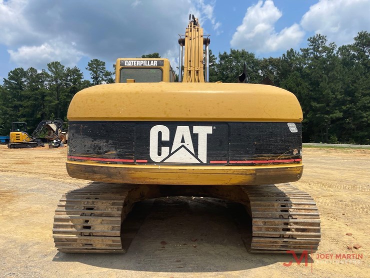 2003-caterpillar-320c-image-7