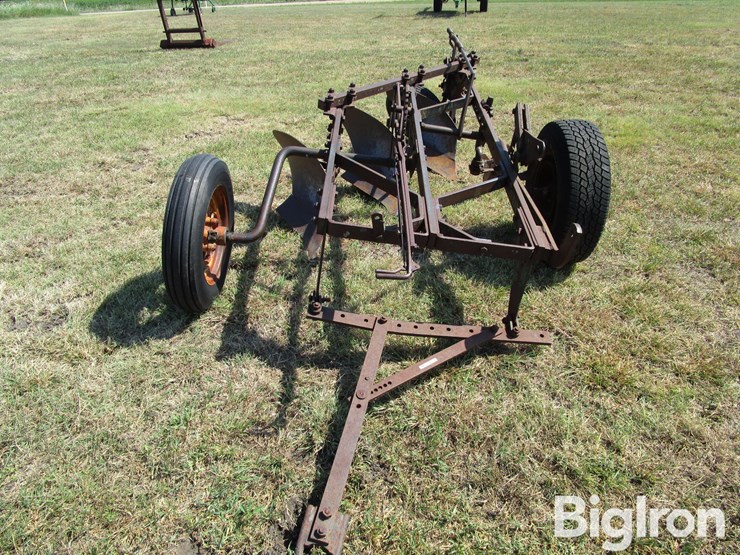 john-deere-model-a-image-2