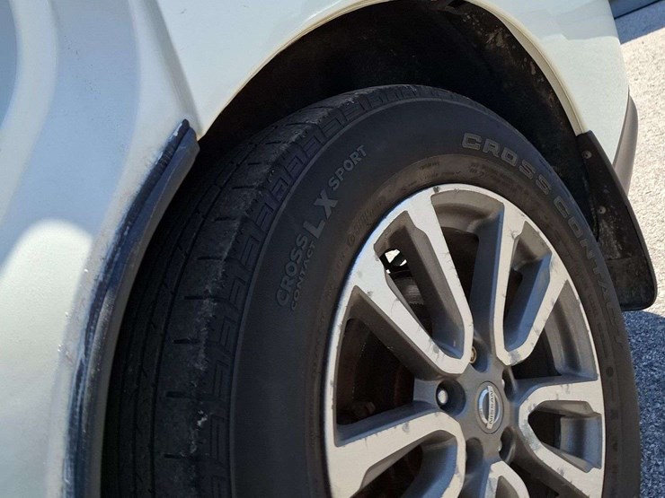 2014-nissan-pathfinder-image-32