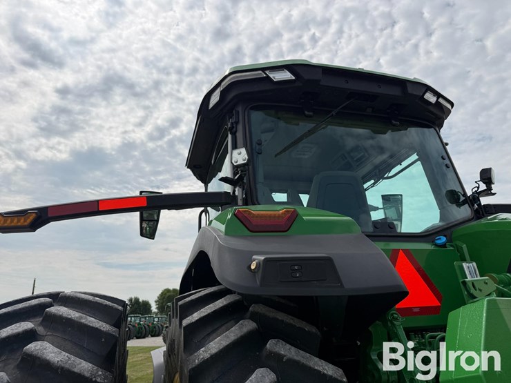 2025-john-deere-8r-250-image-17