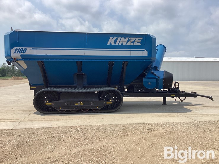 2012-kinze-1100-image-4