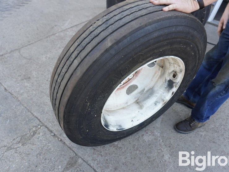 295/75r22.5-tires-&-rims-image-18