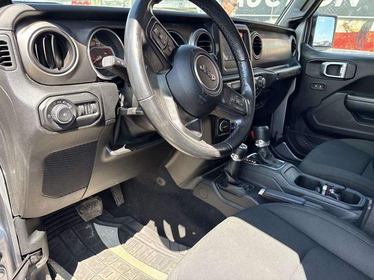 2021-jeep-wrangler-image-19