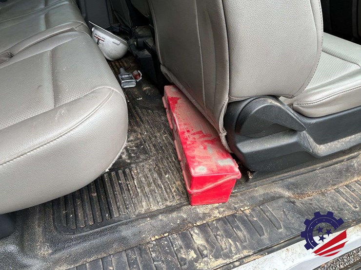 2017-ford-f550-image-49