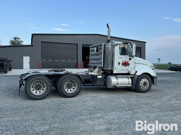 2009-international-prostar-image-4