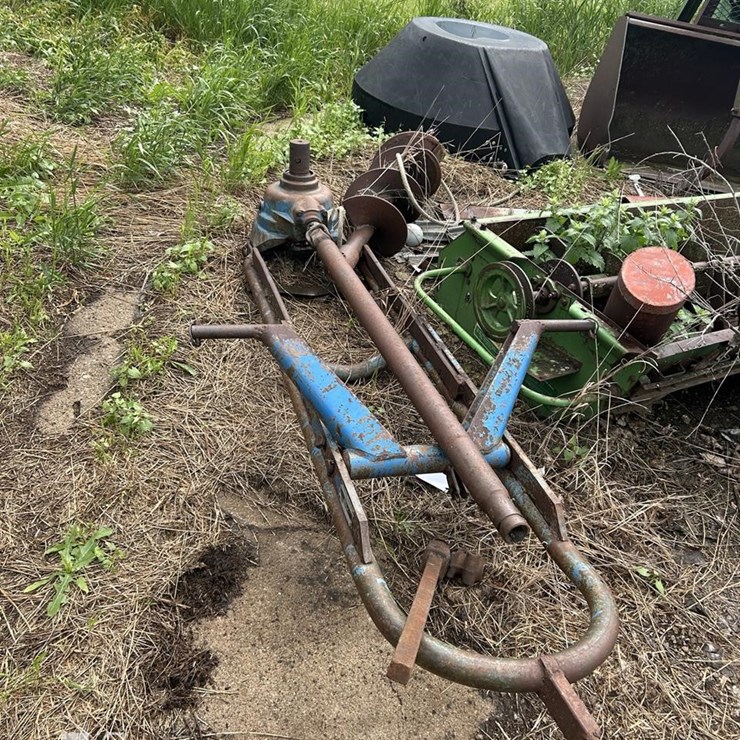 3 POINT POST AUGER