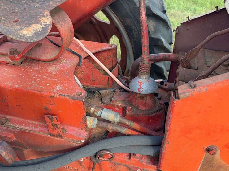 farmall-340-row-crop-image-28