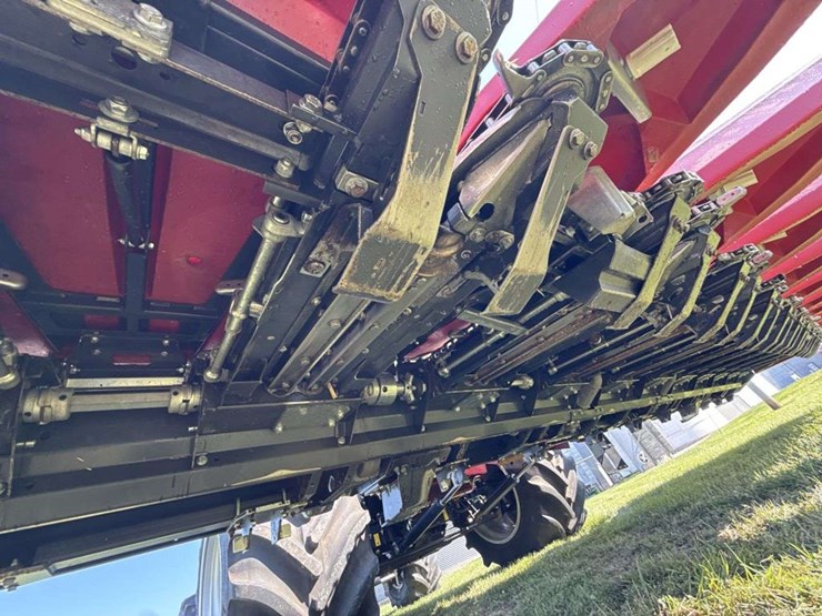 drago-gt-folding-corn-head-image-12