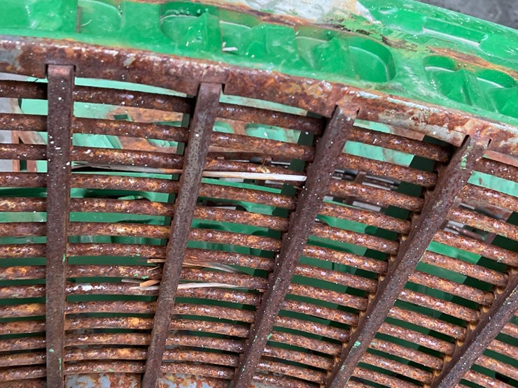 john-deere-x-9-small-wire-concaves-image-11