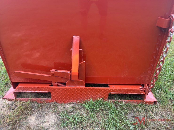 new-2yd-self-dumping-hopper-image-10
