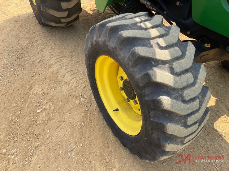 john-deere-4720-image-9