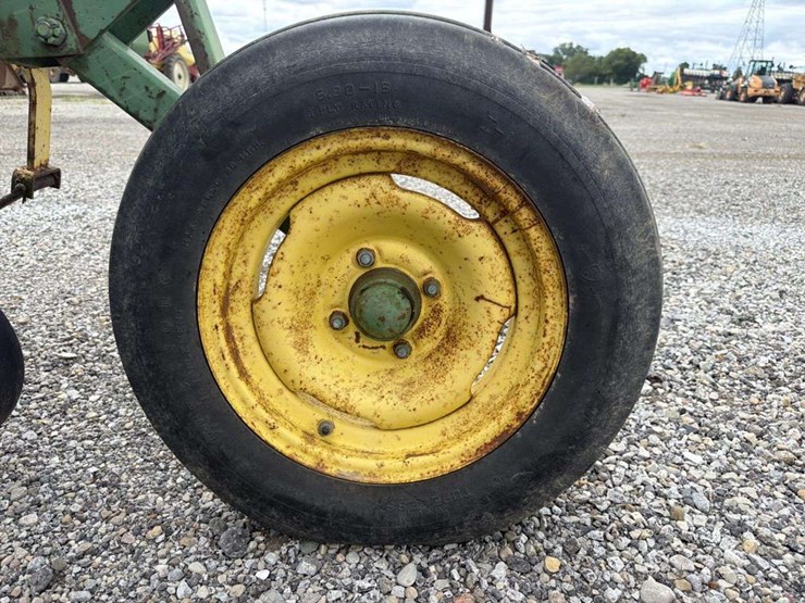 john-deere-16-image-9