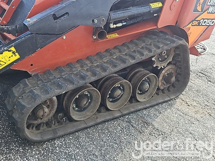2021-ditch-witch-sk1050-image-14