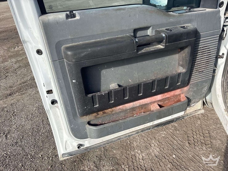 2016-ford-f350-image-11