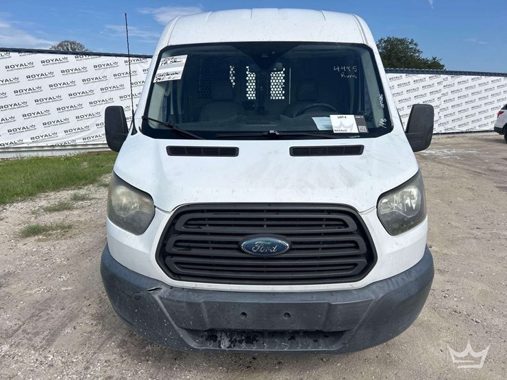 2017-ford-transit-image-22