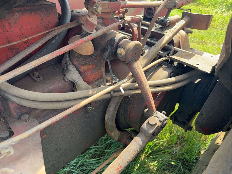 international-mccormick-deering-wd-9-image-42