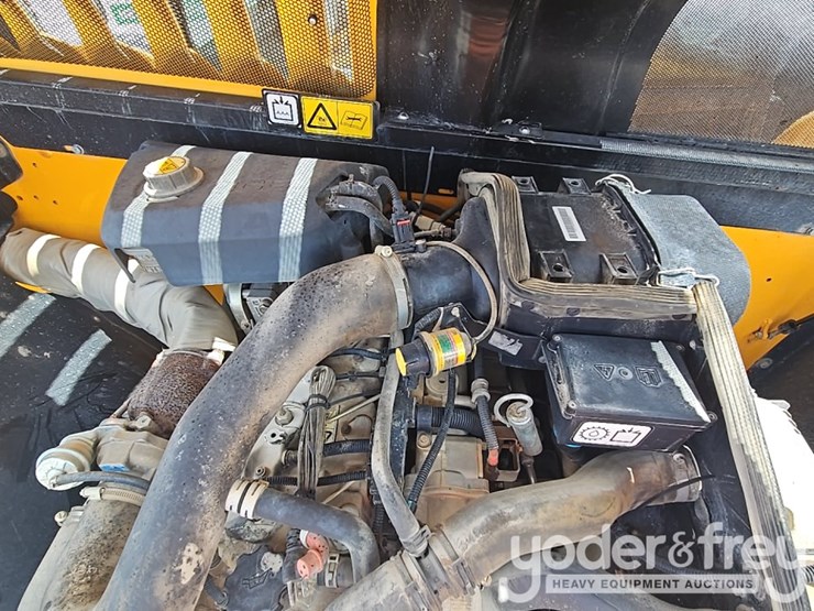 2015-jcb-507-42-image-36