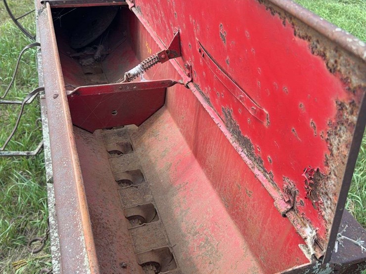 mccormick-deering-grain-drill-image-7